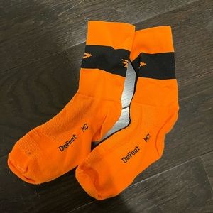 Defeat medium orange